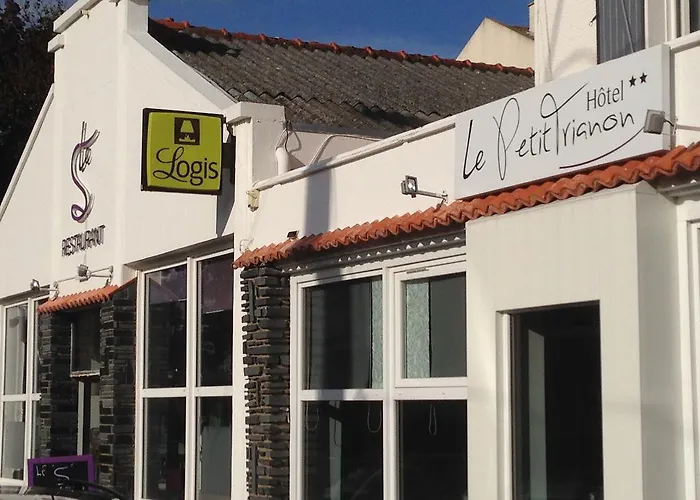 Logis Le Petit Trianon 2* Saint-Brevin-les-Pins