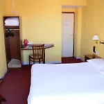 酒店 Logis Le Petit Trianon