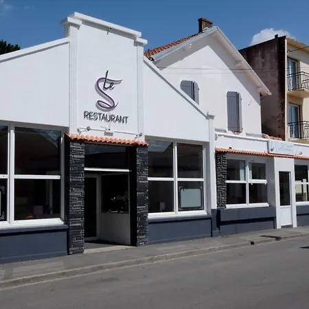 Logis Le Petit Trianon