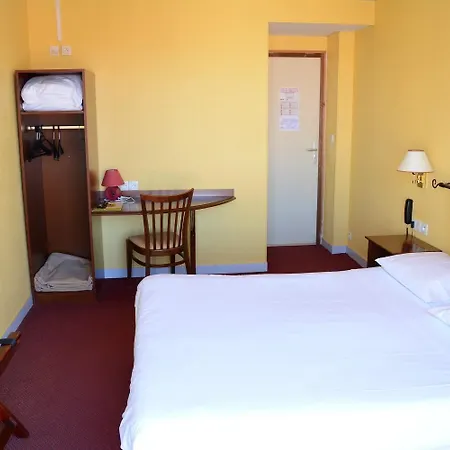 Logis Le Petit Trianon 호텔 Saint-Brevin-les-Pins