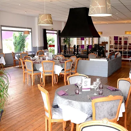 Hotell Logis Le Petit Trianon Saint-Brévin-les-Pins