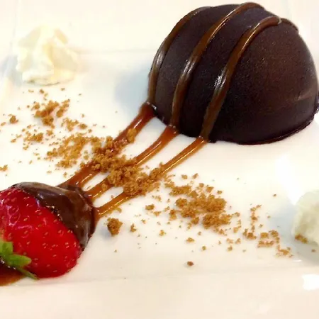 Logis Le Petit Trianon Saint-Brévin-les-Pins