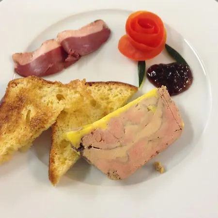 Logis Le Petit Trianon Saint-Brévin-les-Pins